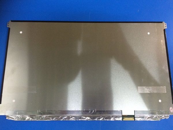 Màn hình laptop 15.6 inch, 4K, UHD(3840x2160) tai bắt ốc vít hai bên.